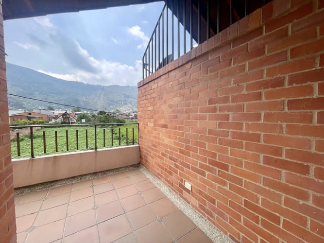 Casa de 4 alcobas en venta en Cota, 136 m² · foto 22 de 24
