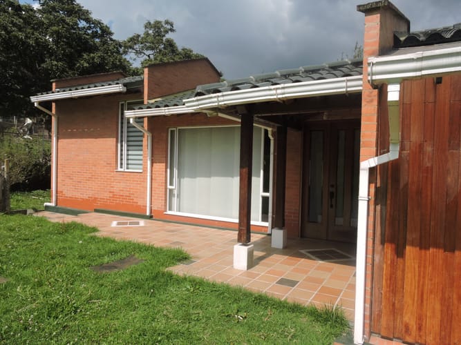 Casa de 4 alcobas en arriendo en El Abra, Cota, 318 m² · foto 4 de 17