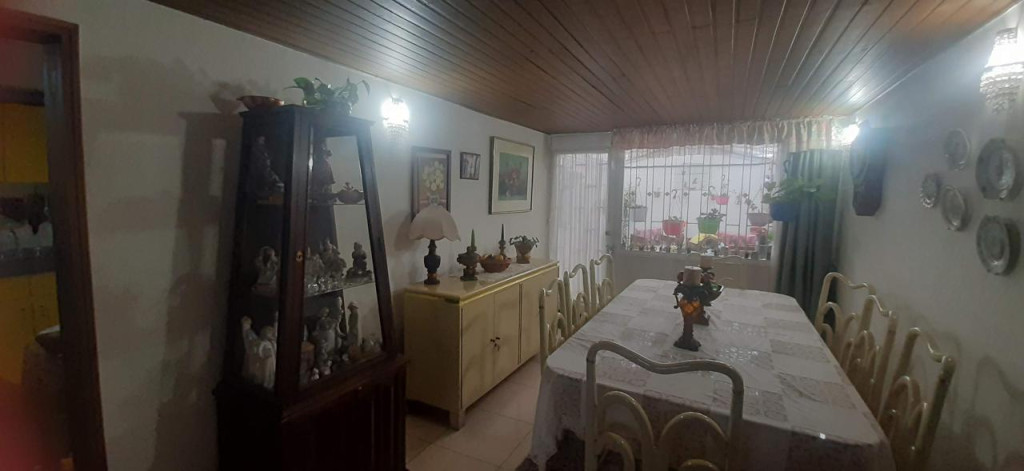 Casa en venta en Pasadena, Bogotá · foto 9 de 23