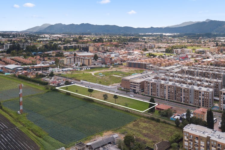 Lote en venta en Centro, Cajicá, 5292 m² · foto 10 de 12