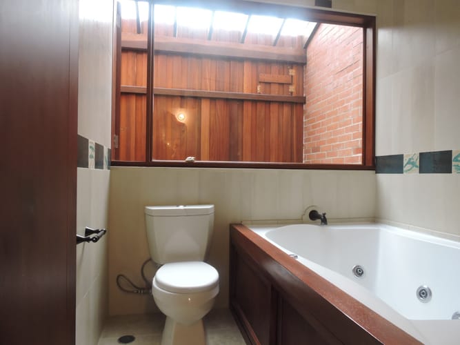 Casa de 4 alcobas en arriendo en El Abra, Cota, 318 m² · foto 10 de 17