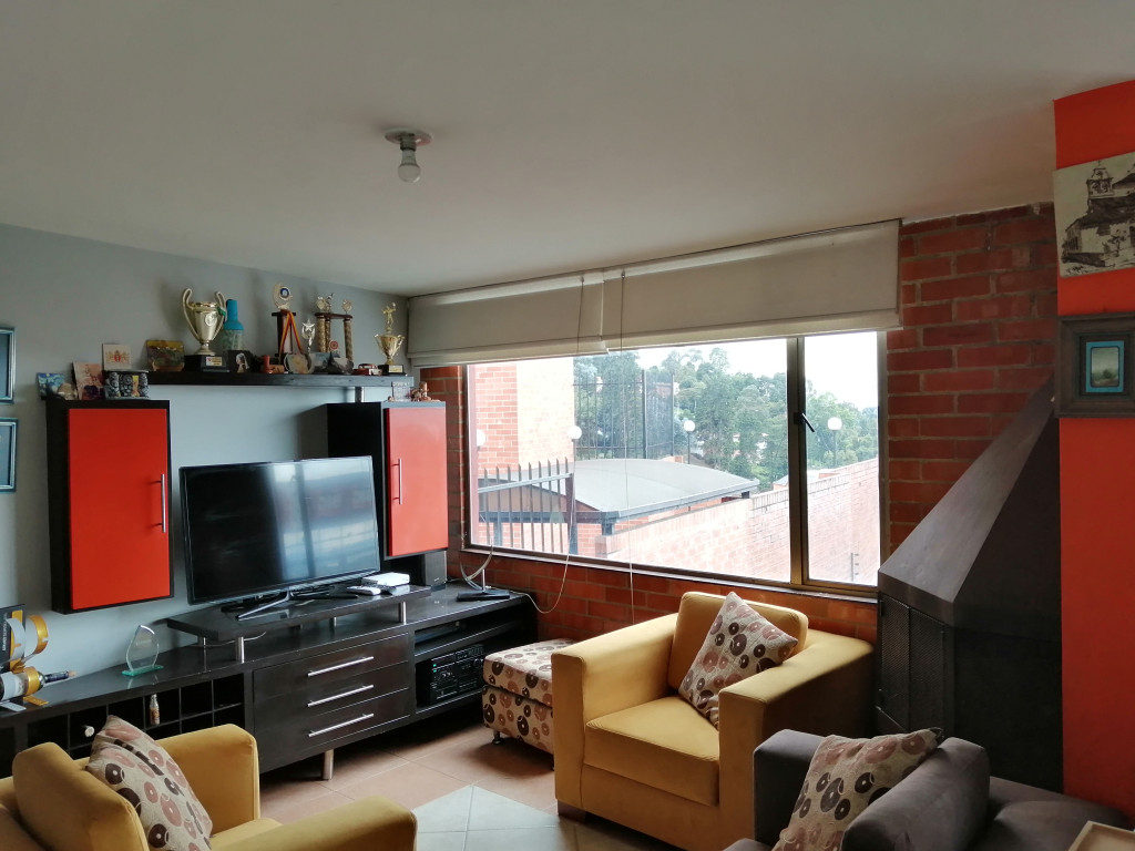 Casa en venta en Altos De Chozica, Bogotá · foto 3 de 24