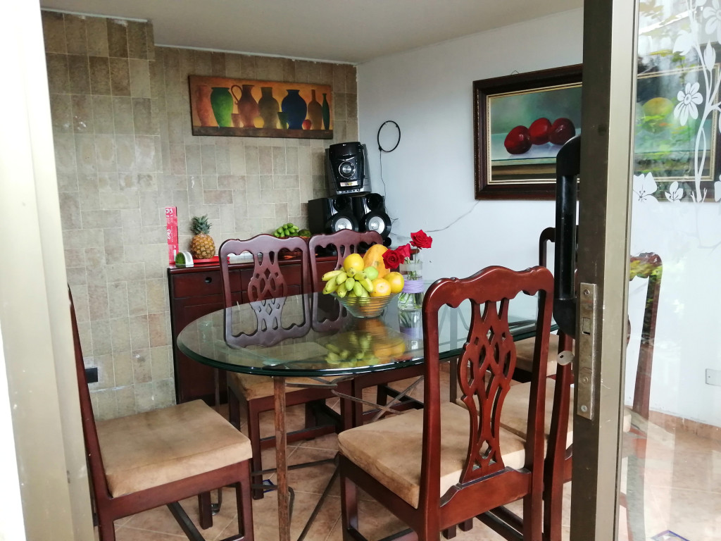 Casa en venta en Altos De Chozica, Bogotá · foto 5 de 24