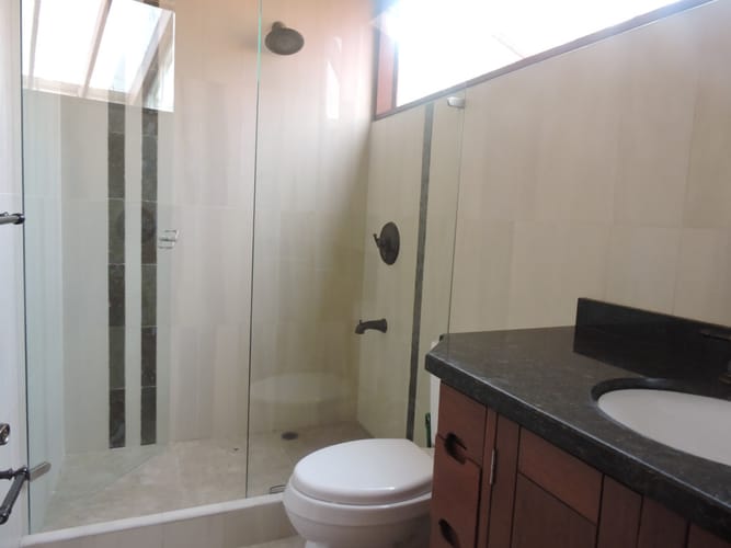 Casa de 4 alcobas en arriendo en El Abra, Cota, 318 m² · foto 14 de 17