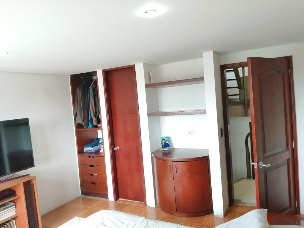 Casa en venta en Altos De Chozica, Bogotá · foto 11 de 24