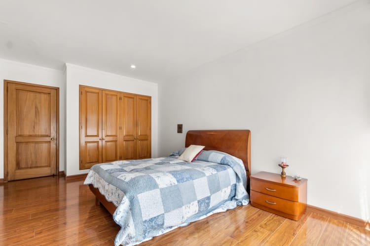 Apartamento de 3 alcobas en venta en Bosque Medina, Bogotá, 238 m² · foto 13 de 17