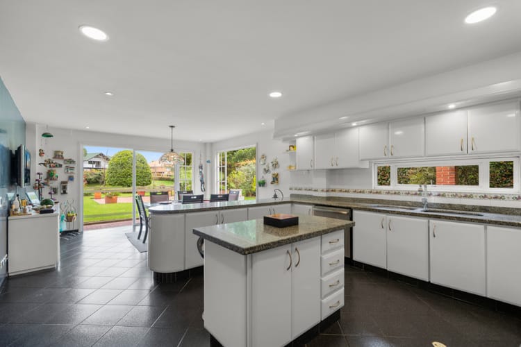 Casa de 4 alcobas en venta en Aposentos, Sopó, 374 m² · foto 6 de 23