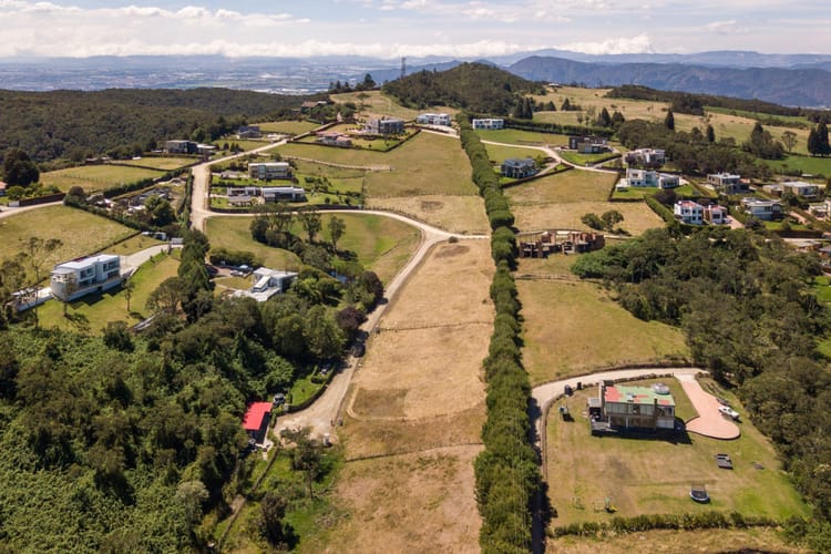 Lote en venta en Yerbabuena, Sopó, 2542 m² · foto 3 de 14