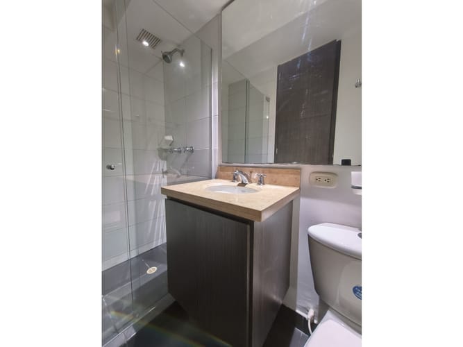 Apartamento de 3 alcobas en venta en Centro Comercial Centro Suba, Bogotá, 52 m² · foto 5 de 19