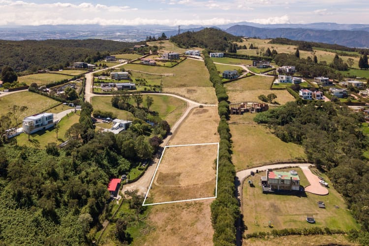 Lote en venta en Yerbabuena, Sopó, 2542 m² · foto 4 de 14