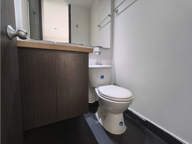 Apartamento de 3 alcobas en venta en Centro Comercial Centro Suba, Bogotá, 52 m² · foto 6 de 19