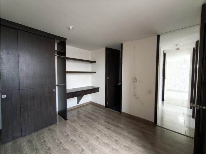 Apartamento de 3 alcobas en venta en Centro Comercial Centro Suba, Bogotá, 52 m² · foto 7 de 19
