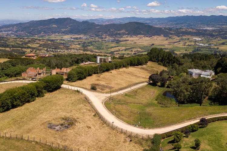 Lote en venta en Yerbabuena, Sopó, 2542 m² · foto 10 de 14