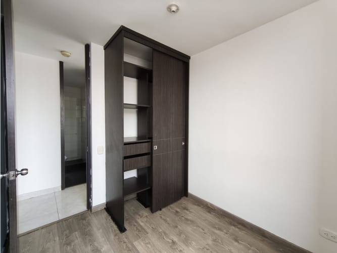Apartamento de 3 alcobas en venta en Centro Comercial Centro Suba, Bogotá, 52 m² · foto 10 de 19