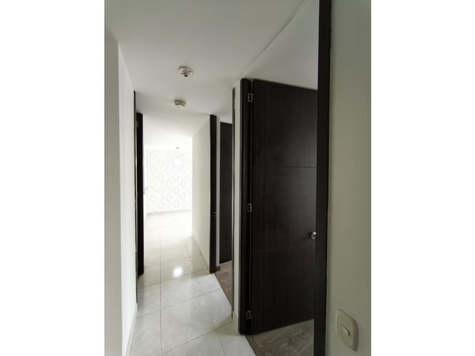 Apartamento de 3 alcobas en venta en Centro Comercial Centro Suba, Bogotá, 52 m² · foto 11 de 19