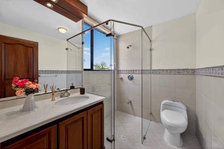 Casa de 4 alcobas en venta en Yerbabuena, Chía, 461 m² · foto 16 de 24