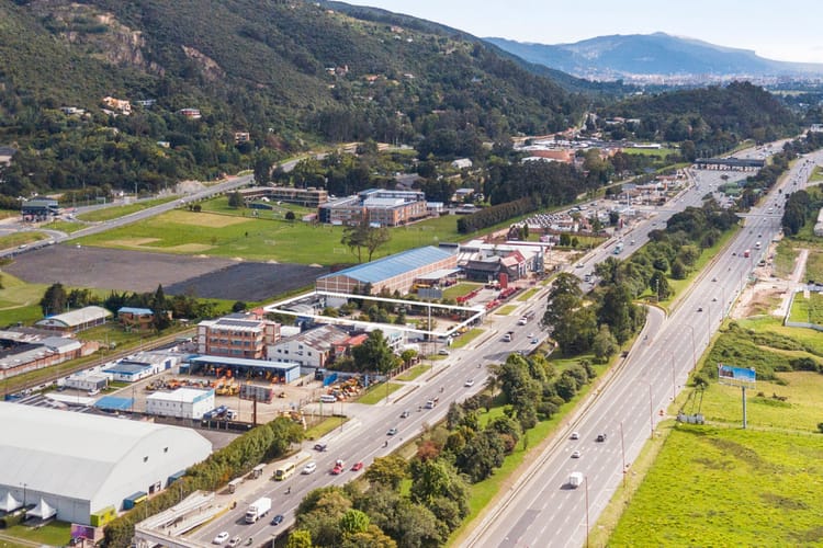 Lote en venta en Fusca, Chía, 1769 m² · foto 2 de 24