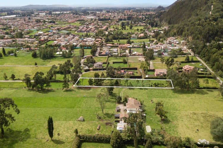 Lote en venta en Fonquetá, Chía, 1873 m² · foto 8 de 12