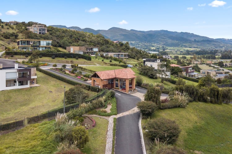 Lote en venta en Valle Alto, La Calera, 2674 m² · foto 11 de 20