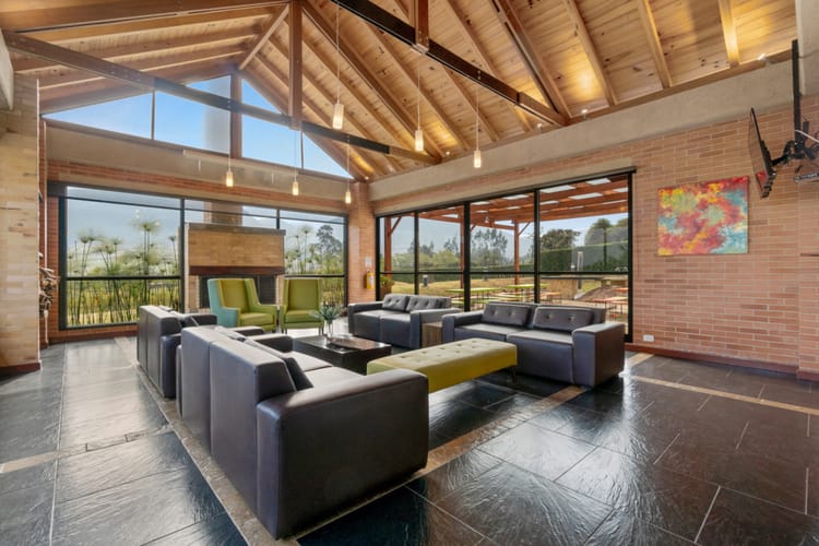 Lote en venta en Valle Alto, La Calera, 2293 m² · foto 3 de 8