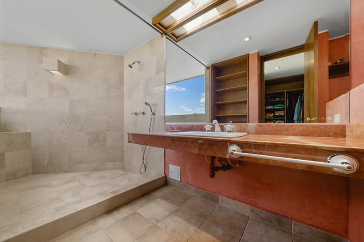 Casa de 7 alcobas en venta en Yerbabuena, Chía, 900 m² · foto 18 de 19