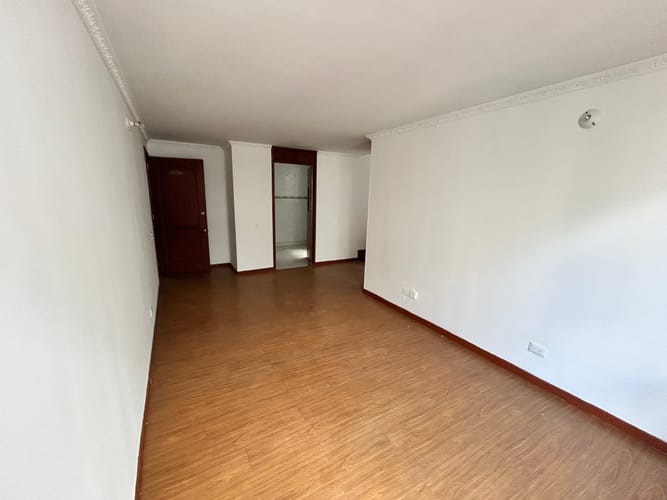Apartamento en venta en Toberin, Bogotá · foto 2 de 24