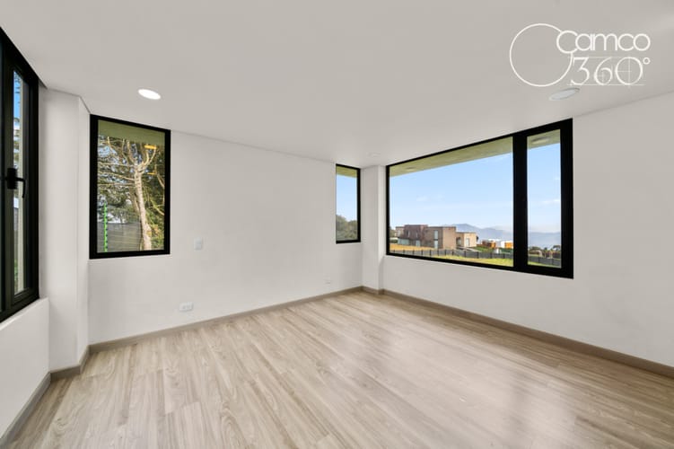 Casa de 3 alcobas en venta en Yerbabuena, Sopó, 263 m² · foto 9 de 18