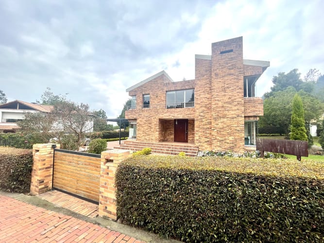Casa de 4 alcobas en venta en El Abra, Cota, 270 m² · foto 3 de 21
