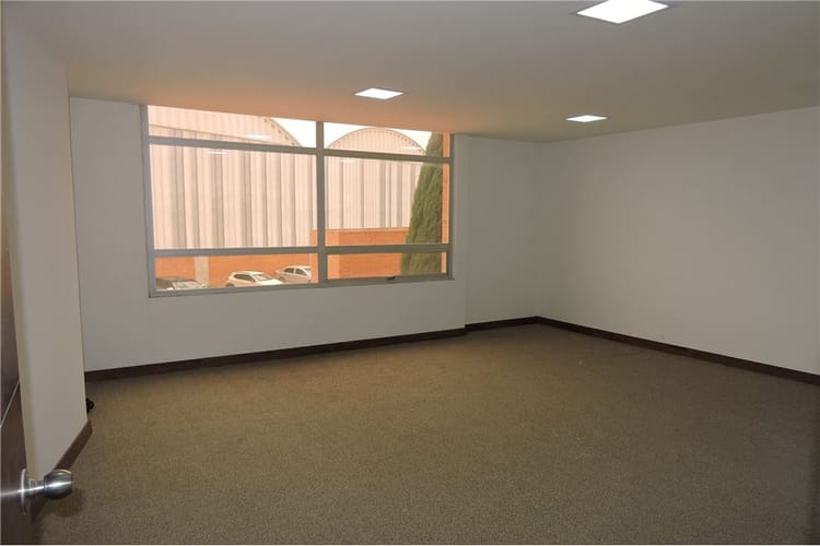 Oficina en venta en Centro Tocancipá, Tocancipá, 26 m² · foto 11 de 24