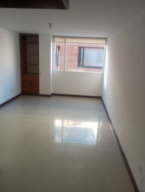 Apartamento de 1 alcoba en arriendo en Cedritos, Bogotá, 33 m² · foto 2 de 6