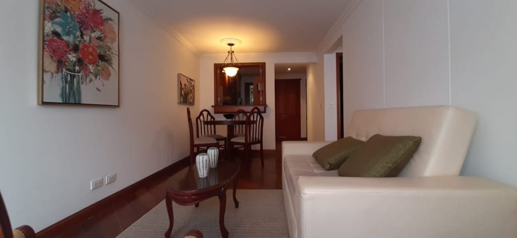 Apartaestudio en venta en Chicó Alto, Bogotá, 49 m² · foto 3 de 18