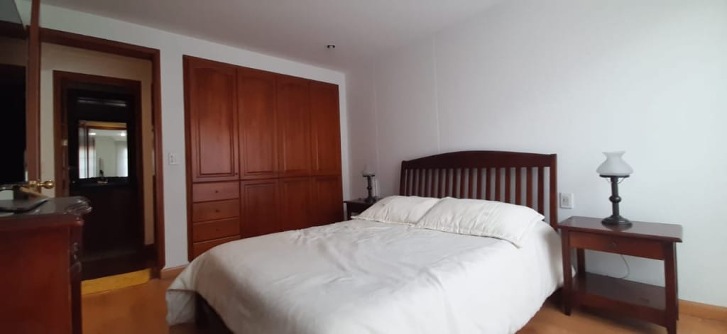 Apartaestudio en venta en Chicó Alto, Bogotá, 49 m² · foto 9 de 18