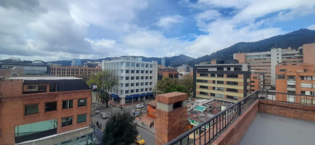 Apartaestudio en venta en Chicó Alto, Bogotá, 49 m² · foto 15 de 18