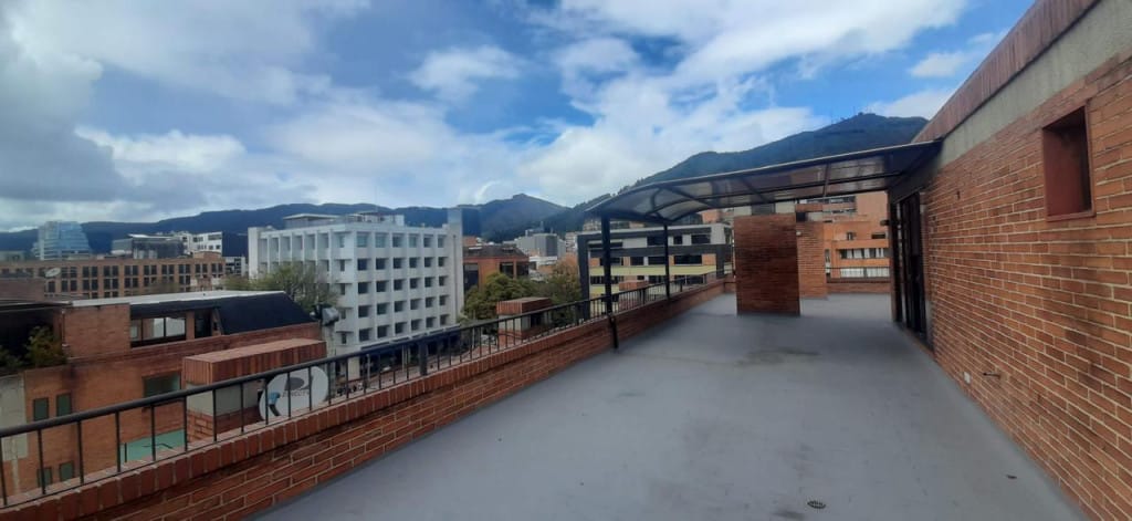 Apartaestudio en venta en Chicó Alto, Bogotá, 49 m² · foto 16 de 18