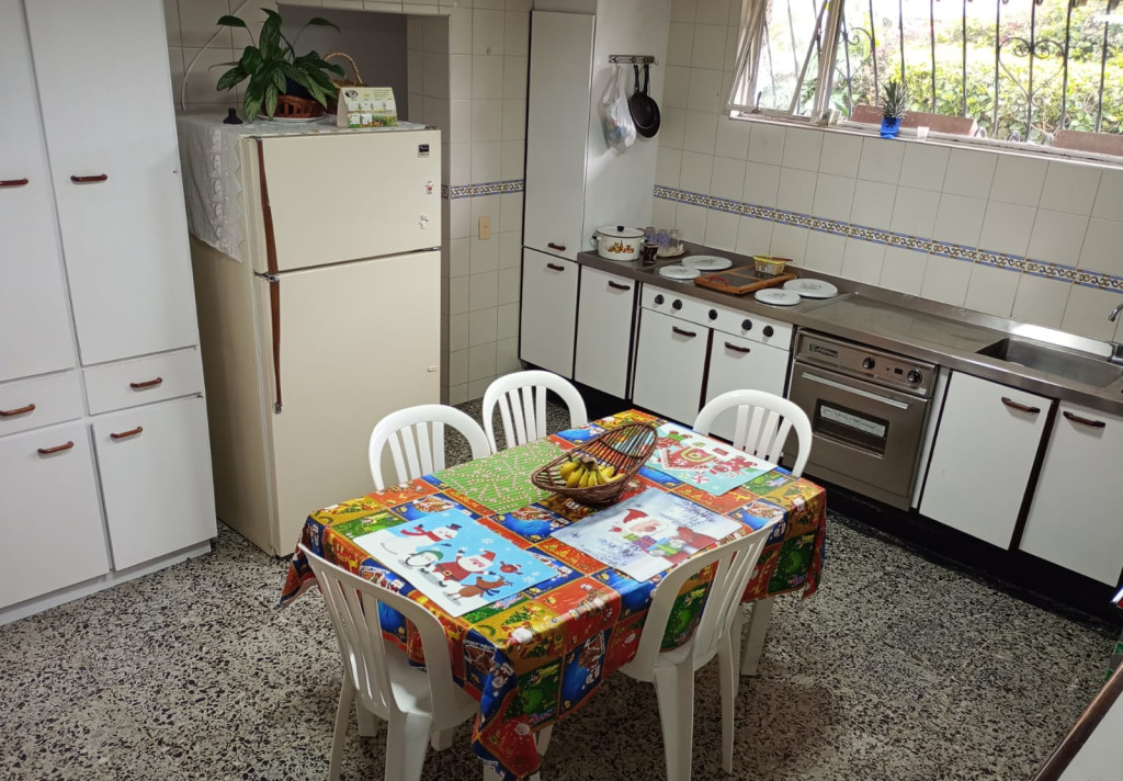 Casa en venta en El Contador, Bogotá · foto 6 de 21