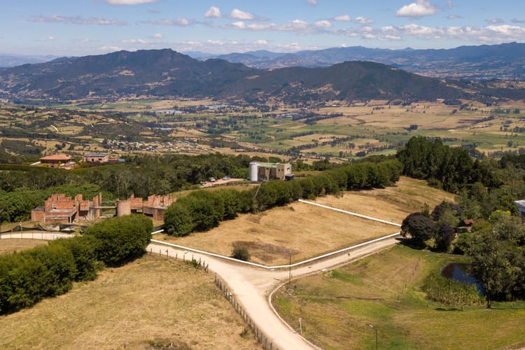Lote en venta en Yerbabuena, Sopó, 2590 m² · foto 2 de 10