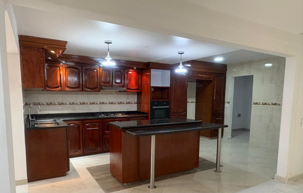 Casa en venta en Alhambra, Bogotá · foto 7 de 24