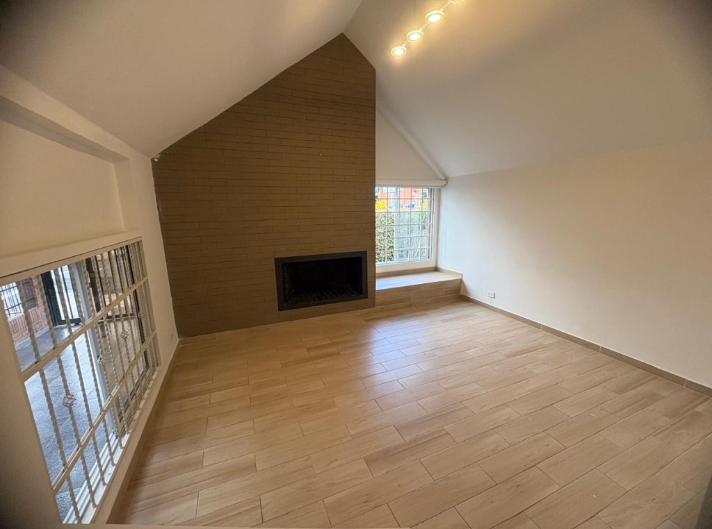 Casa en venta en Alhambra, Bogotá · foto 9 de 24
