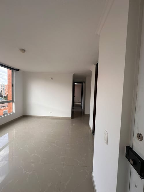 Apartamento de 3 alcobas en arriendo en San Francisco, Madrid, 61 m² · foto 5 de 17