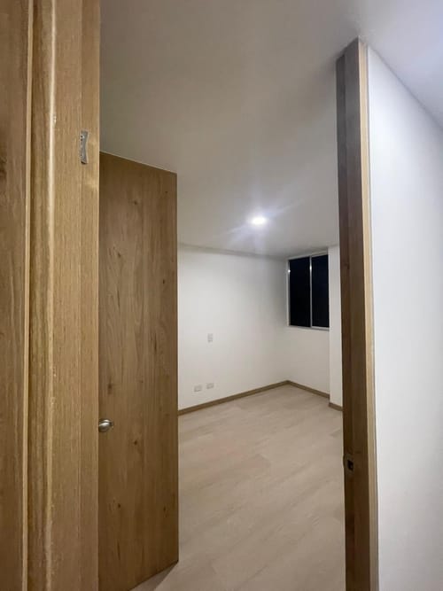 Apartamento de 2 alcobas en arriendo en Mugá, Envigado, 69 m² · foto 2 de 11