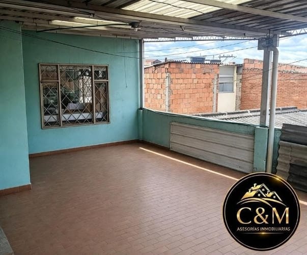 Casa de 6 alcobas en venta en San Mateo, Soacha, 220 m² · foto 3 de 15