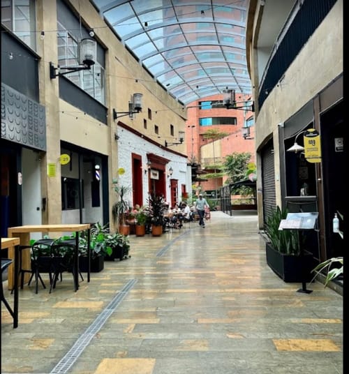 Local en venta en Patio Bonito, Medellín, 34 m² · foto 3 de 8