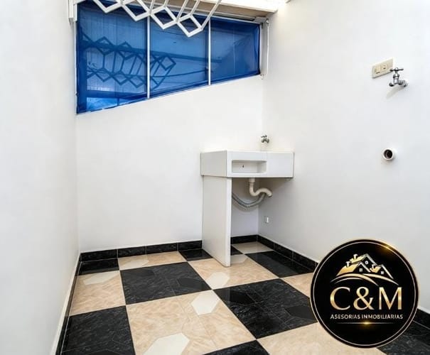 Casa de 3 alcobas en venta en Zona Industrial El Salitre, Soacha, 43 m² · foto 7 de 13