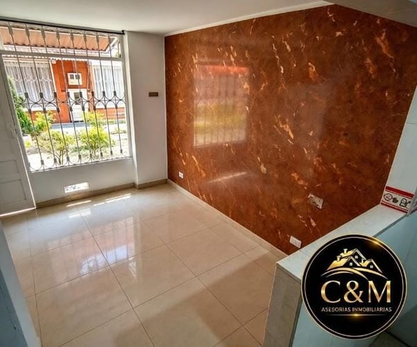 Casa de 3 alcobas en venta en Zona Industrial El Salitre, Soacha, 43 m² · foto 5 de 13