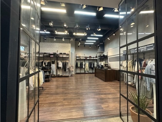Local en venta en Colombia, Medellín, 85 m² · foto 5 de 6