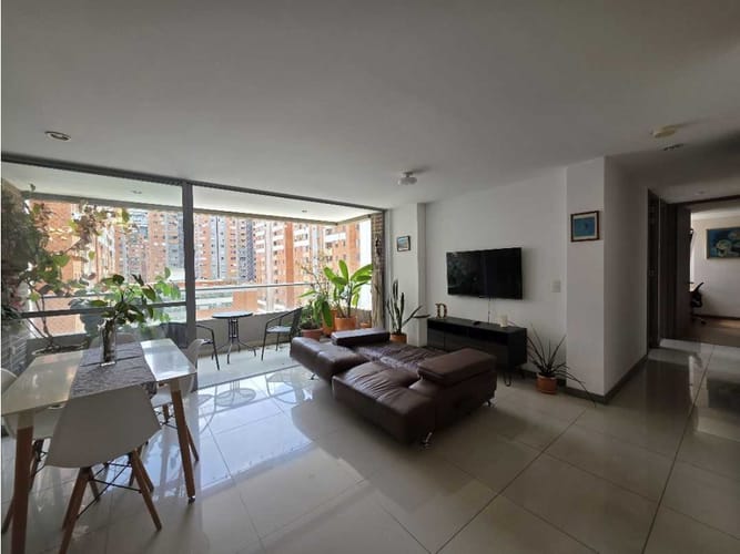 Apartamento de 3 alcobas en arriendo en Ciudad Del Río, Sabaneta, 90 m² · foto 2 de 18