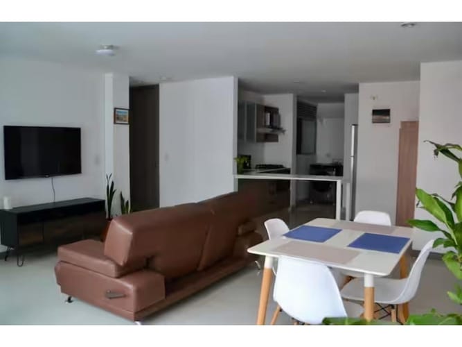 Apartamento de 3 alcobas en arriendo en Ciudad Del Río, Sabaneta, 90 m² · foto 9 de 18