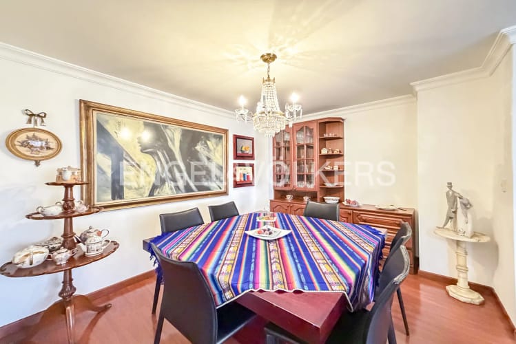Apartamento de 3 alcobas en venta en Colina Campestre, Bogotá, 121 m² · foto 4 de 16