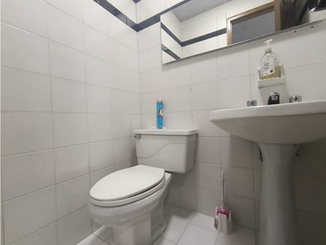 Local en venta en Prados De Sabaneta, Sabaneta, 128 m² · foto 6 de 7