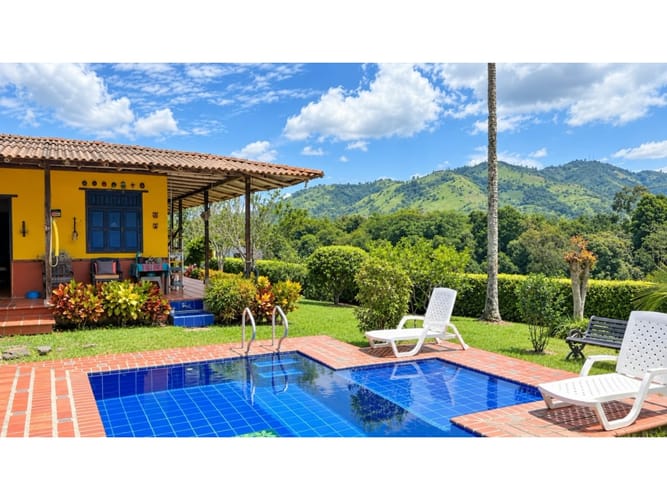 Finca en venta en Combia, Pereira, 277 m² · foto 12 de 24